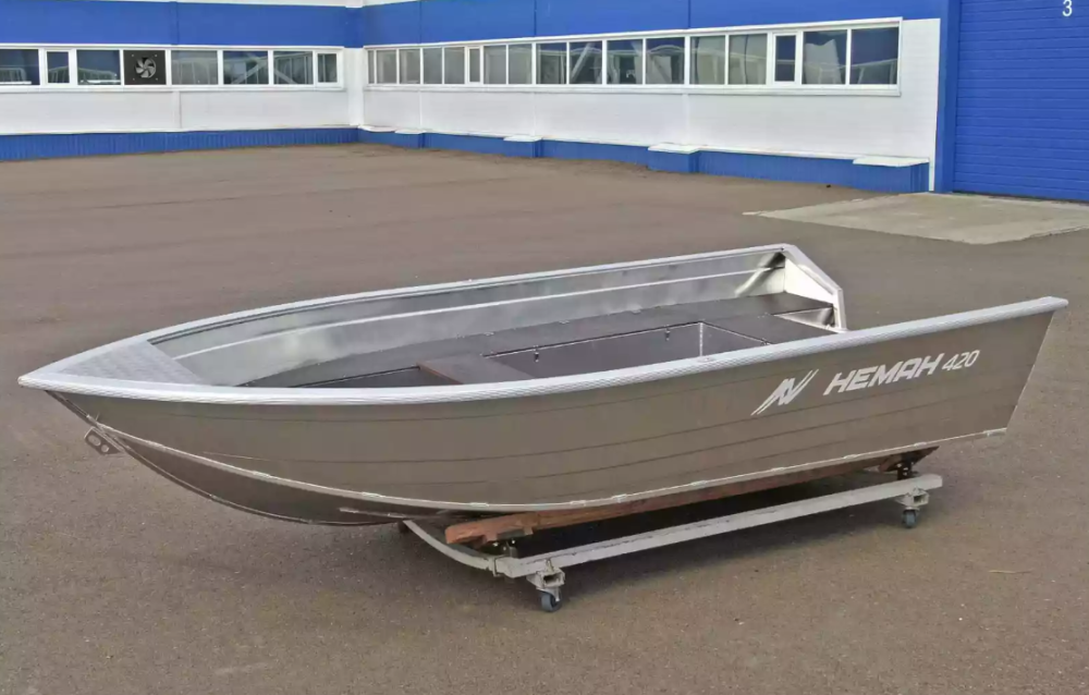 Алюминиевая лодка  Неман-420 в Тюмени