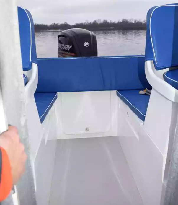 Комбинированный катер Neman-500 с каютой в Тюмени