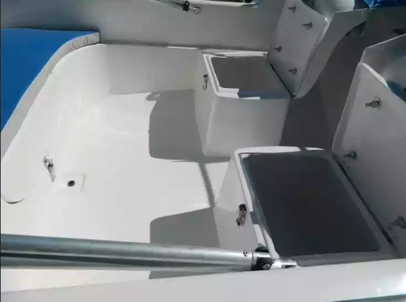 Стеклопластиковый катер Wyatboat-430 M (тримаран) в Тюмени