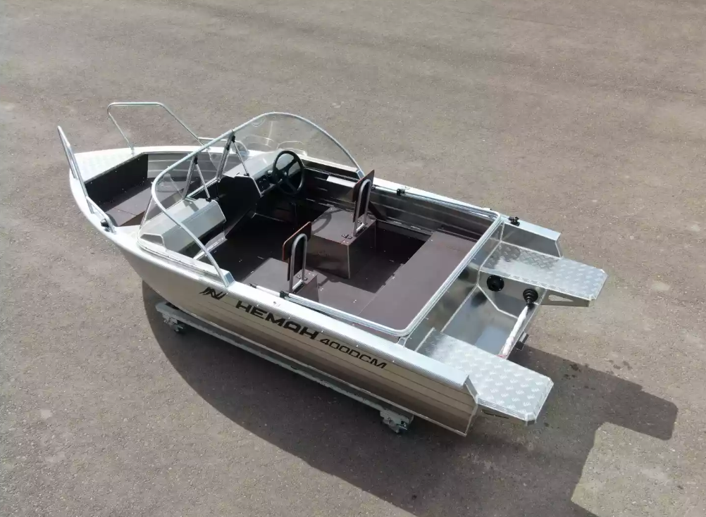 Алюминиевая лодка  Неман-400 DCM NEW в Тюмени
