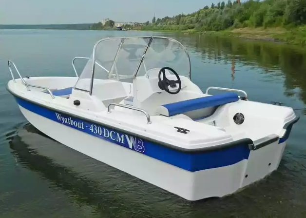Стеклопластиковый катер Wyatboat-430 DCM (тримаран) в Тюмени