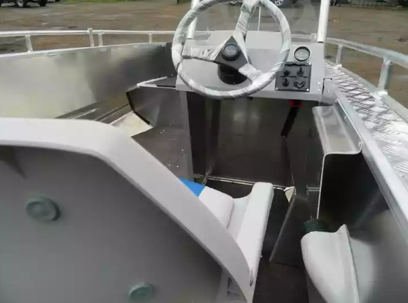 Алюминиевый катер Wyatboat-490 C в Тюмени