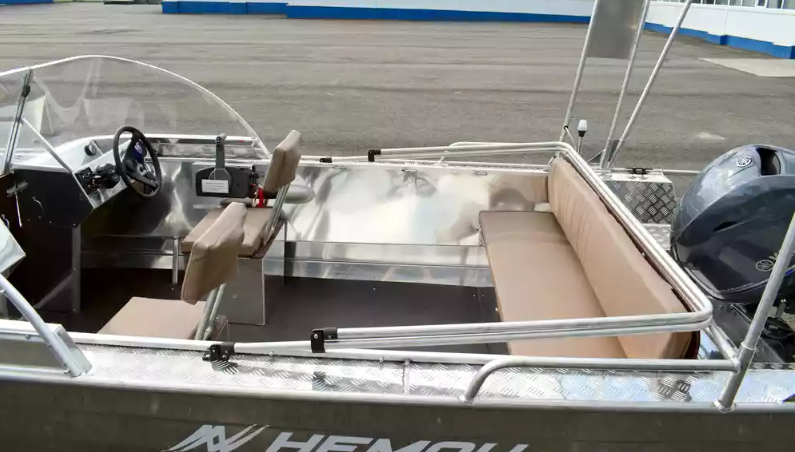 Алюминиевый катер Неман-500 DCM в Тюмени