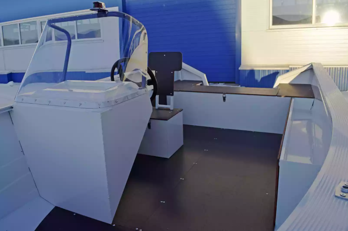 Алюминиевый катер Неман-400 С в Тюмени