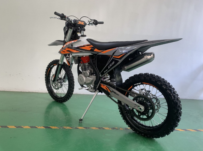 Мотоцикл JHLMOTO JHL LX4 CB300RL (175FMN) в Тюмени