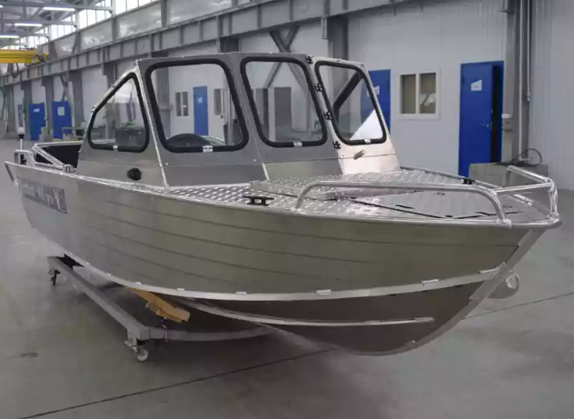Алюминиевый катер Wyatboat-460 DCM Pro в Тюмени