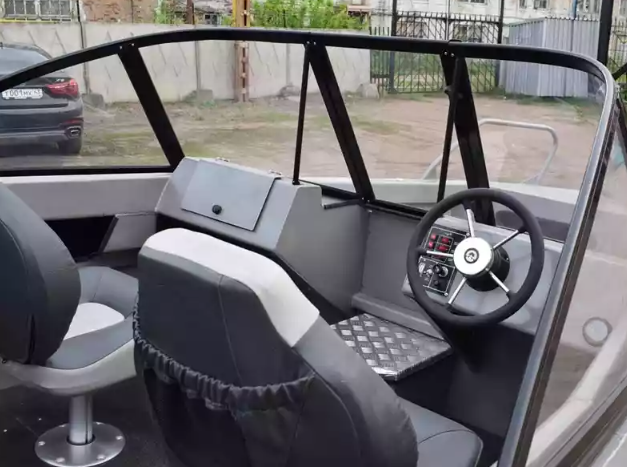 Алюминиевый катер Неман 550 DC в Тюмени