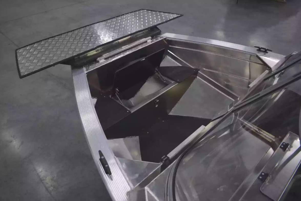 Алюминиевый катер Неман-450 DC NEW без покраски в Тюмени