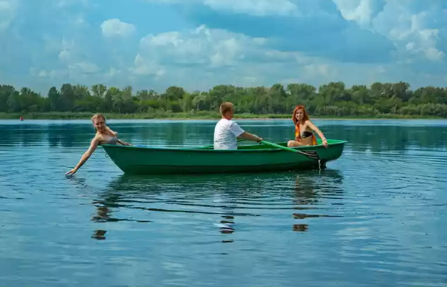 Стеклопластиковая Лодка Голавль в Тюмени