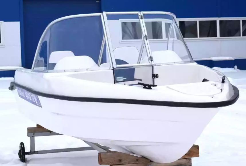 Стеклопластиковый катер Wyatboat-430DCМ (килевая) в Тюмени