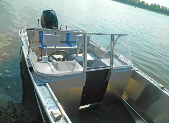 Алюминиевый катер Wyatboat-490 DCM в Тюмени
