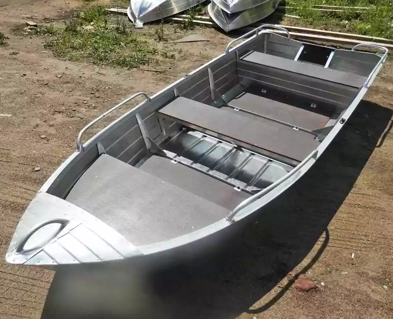 Алюминиевая лодка Вятка-Профи 37 в Тюмени