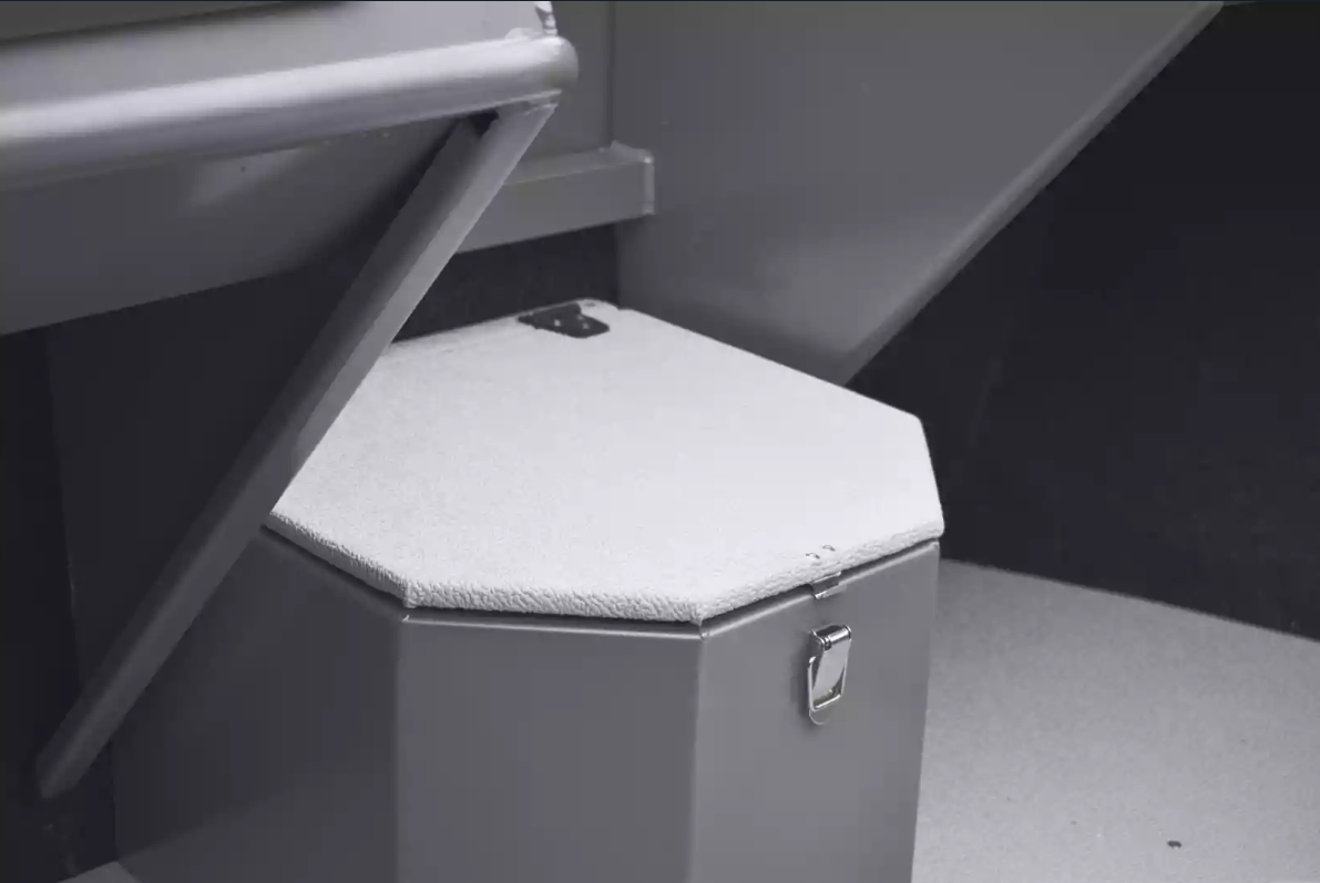 Алюминиевый катер Неман 550 DC в Тюмени