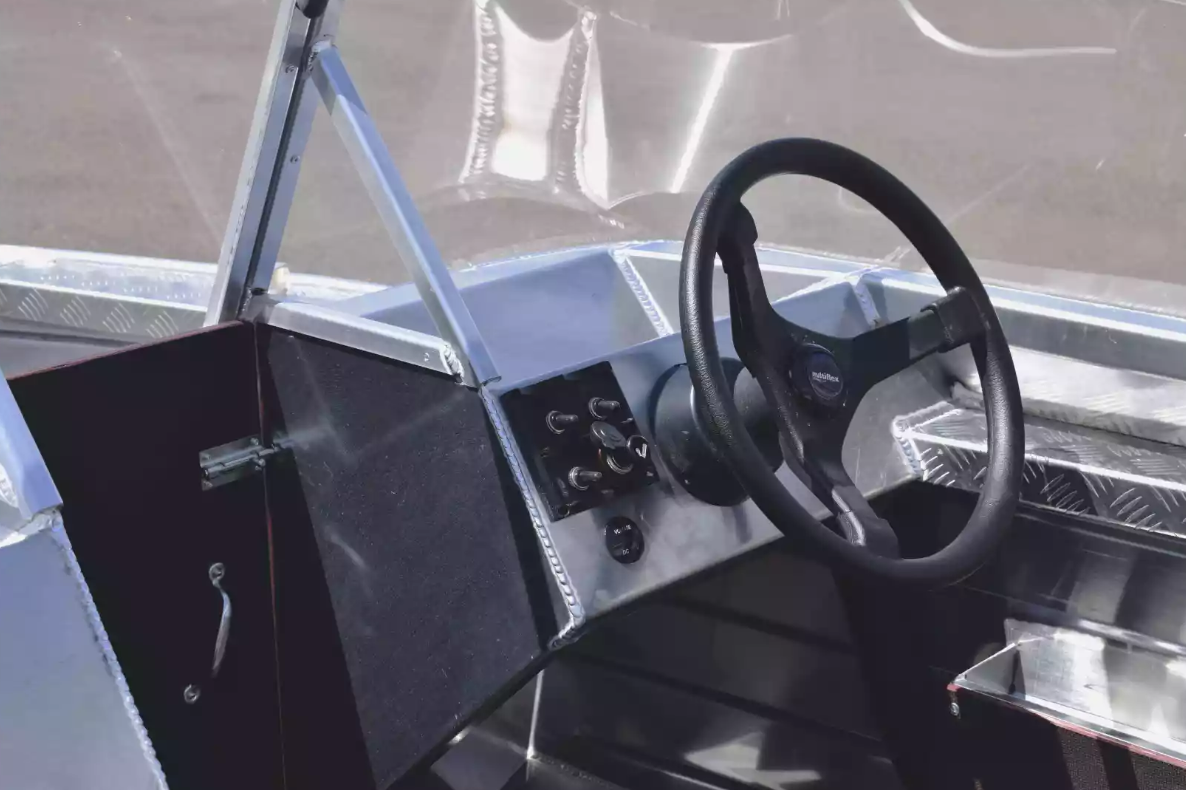 Алюминиевый катер Wyatboat-390 DCM в Тюмени