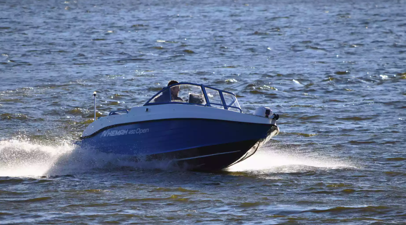 Комбинированный катер Neman-450 Open в Тюмени