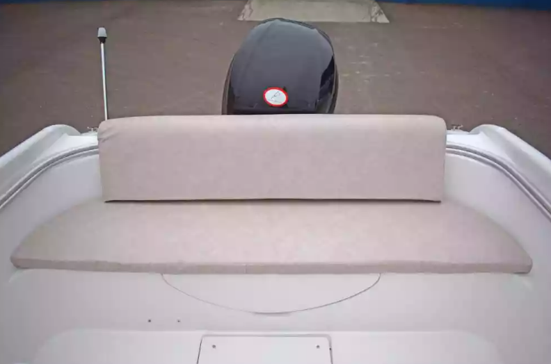 Стеклопластиковый катер Neman-530 с каютой в Тюмени