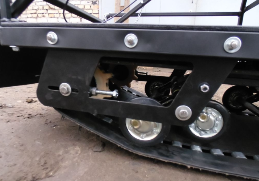 Мотобуксировщик AhtaR Зима 15 л/с с вариатором в Тюмени