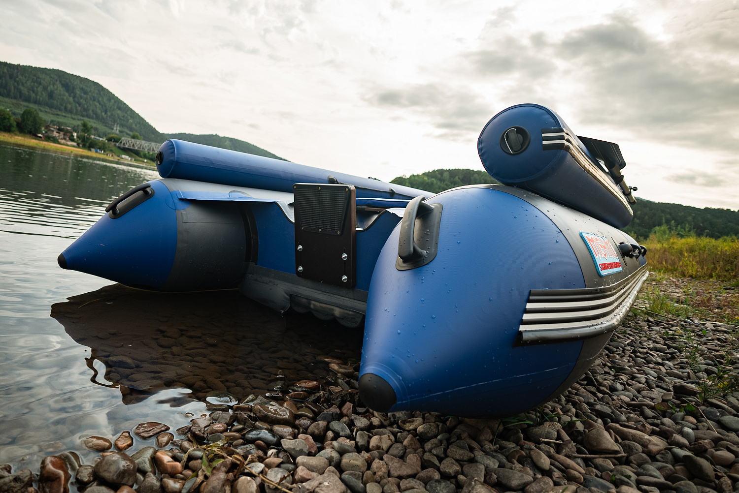 Лодка MISHIMO RIVER FJET PRO 410  под водомет в Тюмени