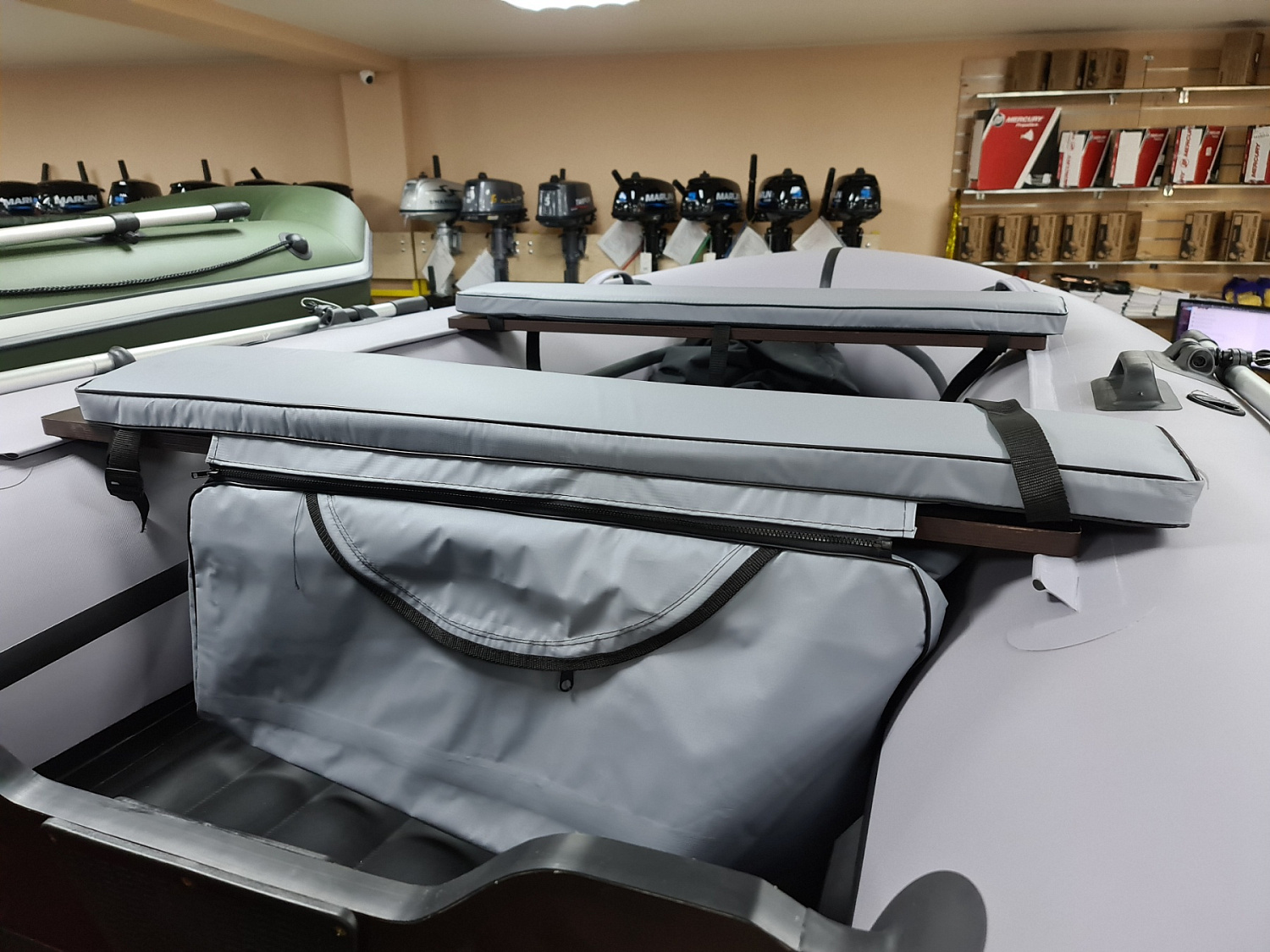 КОМПЛЕКТ МЯГКИХ НАКЛАДОК С СУМКОЙ ДЛЯ ЛОДОК 110Х20 СЕРЫЙ в Тюмени