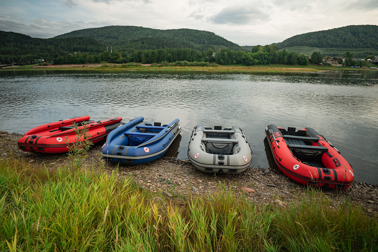 Лодка MISHIMO RIVER FJET PRO 410  под водомет в Тюмени