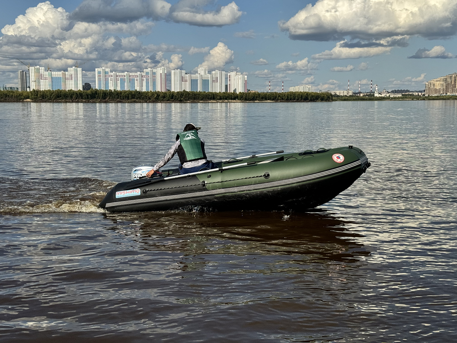 Лодка MISHIMO BIG FLOOR 400 в Тюмени