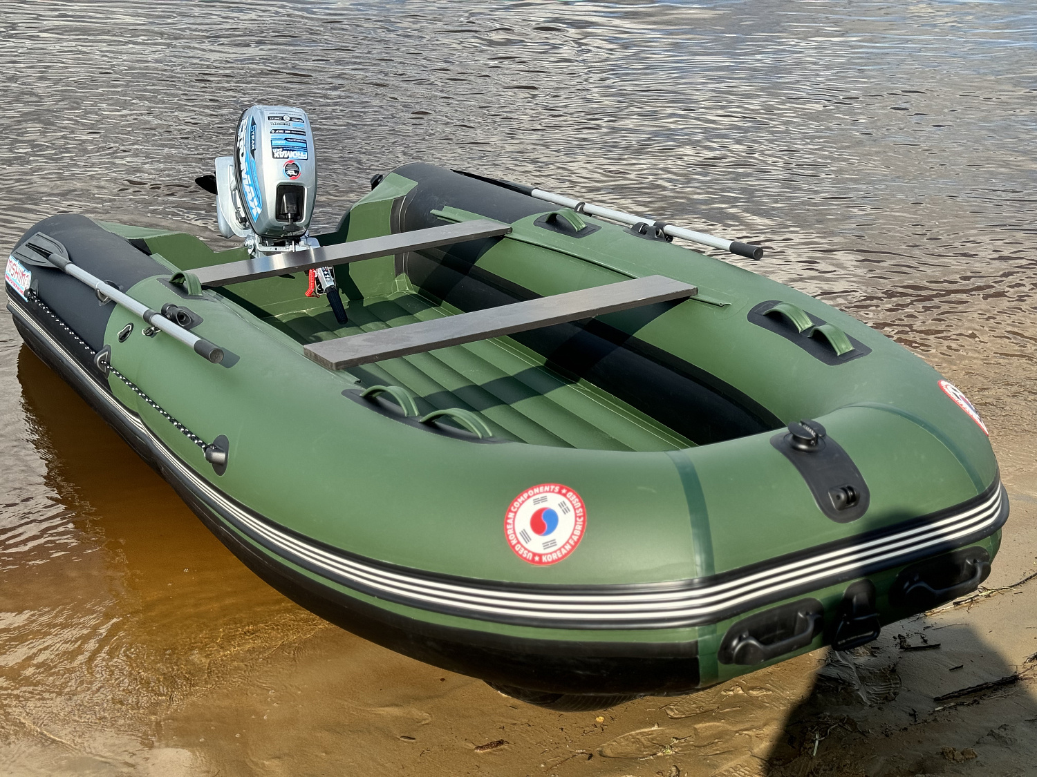 Лодка MISHIMO BIG FLOOR 400 в Тюмени