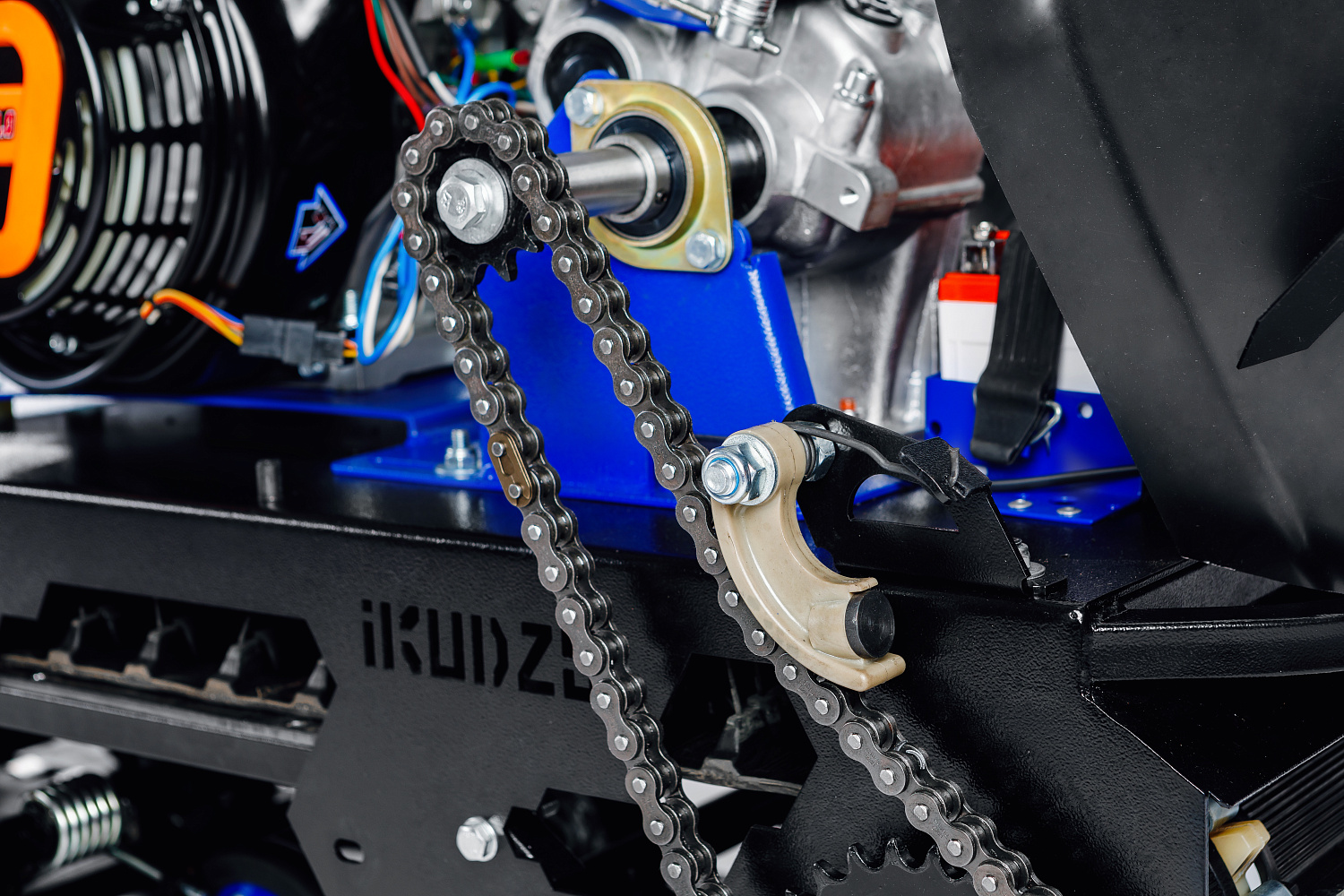 МОТОБУКСИРОВЩИК IKUDZO LONG 2.0 1700/500 EKR20 в Тюмени