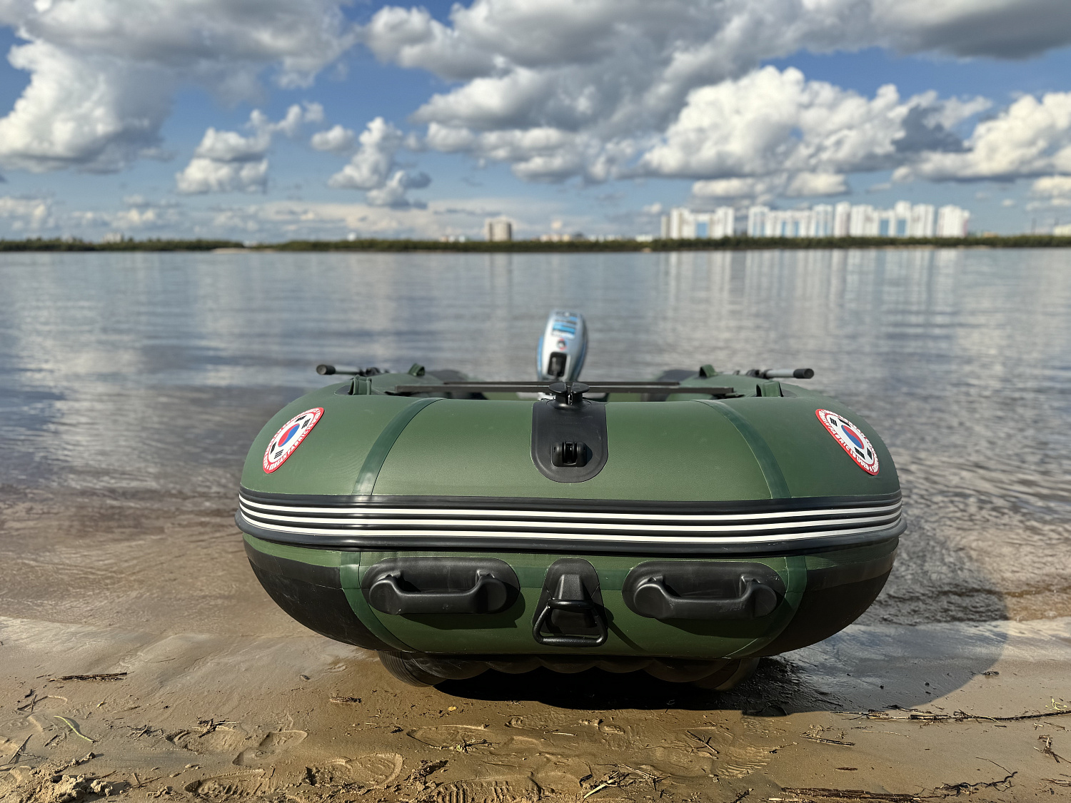 Лодка MISHIMO BIG FLOOR 400 в Тюмени