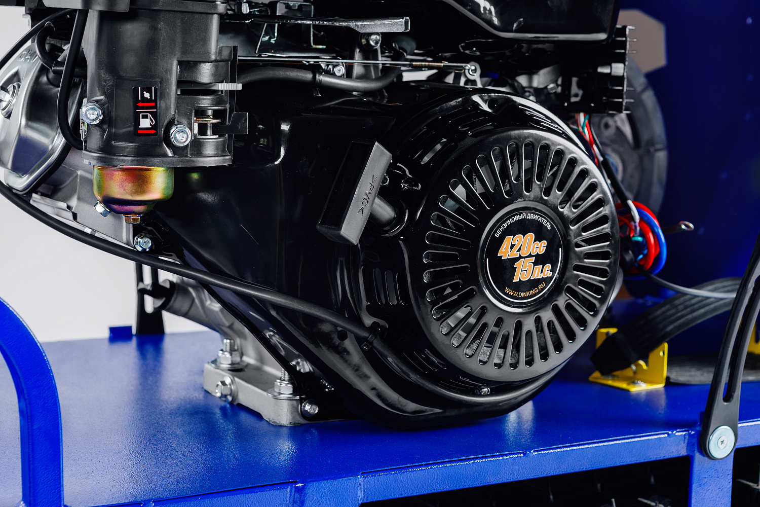 Мотобуксировщик SNOW DOG 17 с эл. запуском (DINKING) в Тюмени