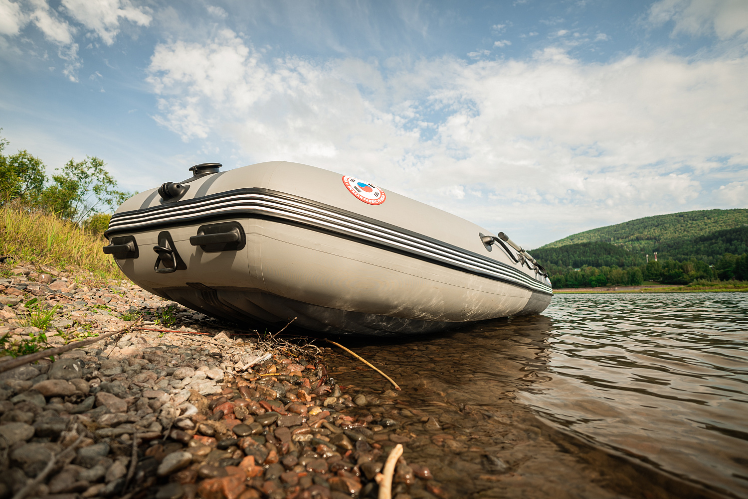 Лодка MISHIMO RIVER JET 390 под водомет в Тюмени