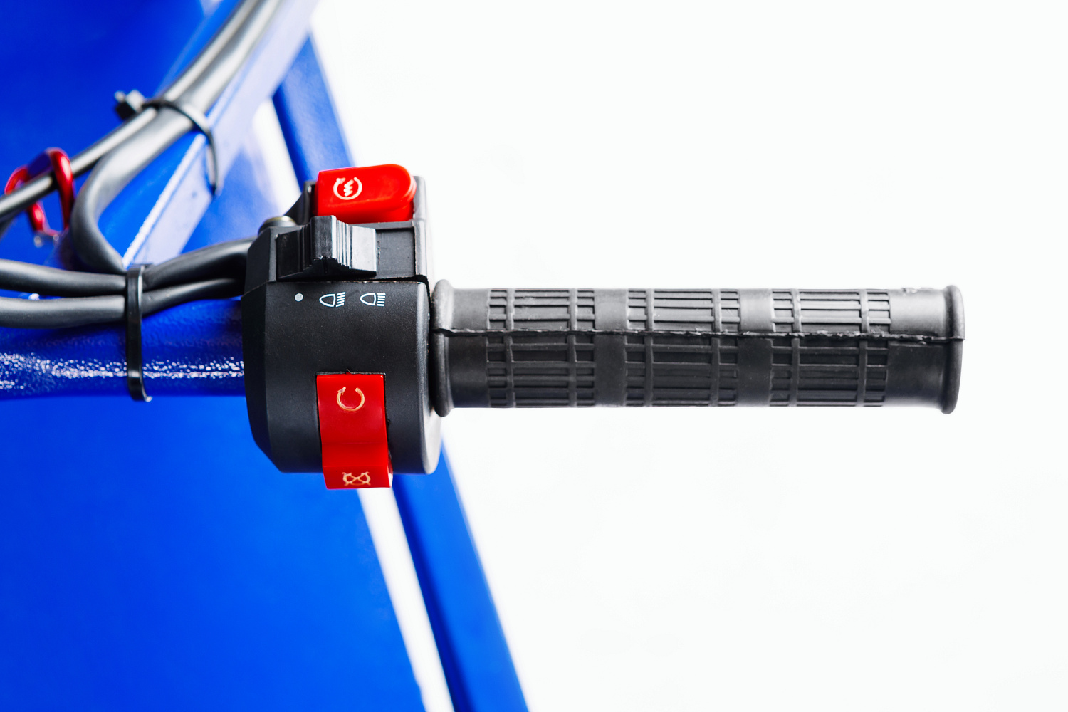 МОТОБУКСИРОВЩИК SNOW DOG 15 л.с. в Тюмени