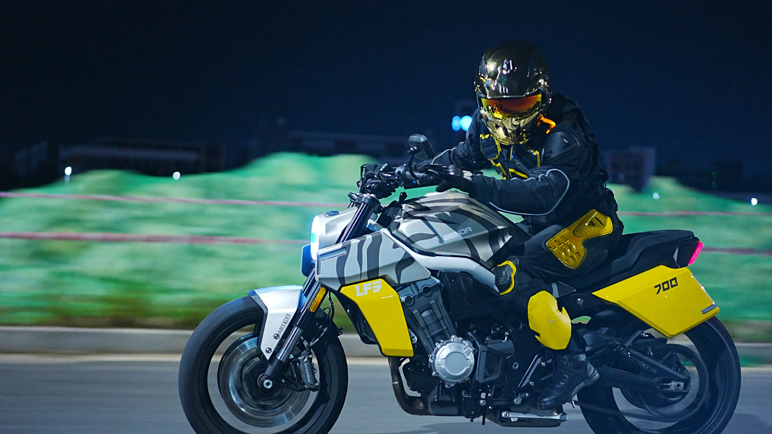 Мотоцикл Benda LFS 700 в Тюмени